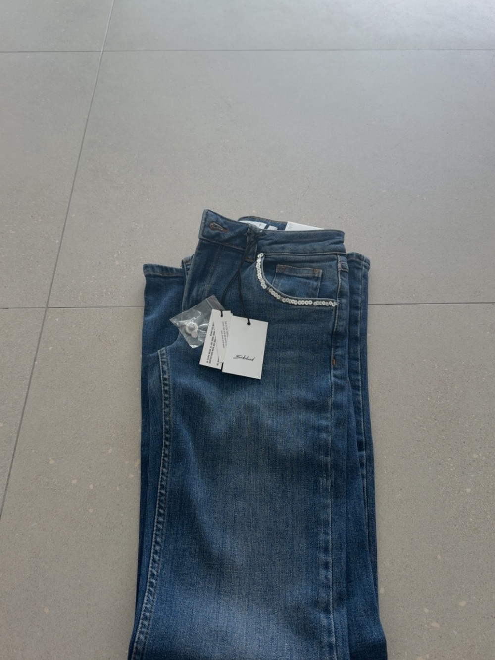 European brand SUBDUED  Dark Blue Denim Jeans with Silver Chain Detail SIZE 38
